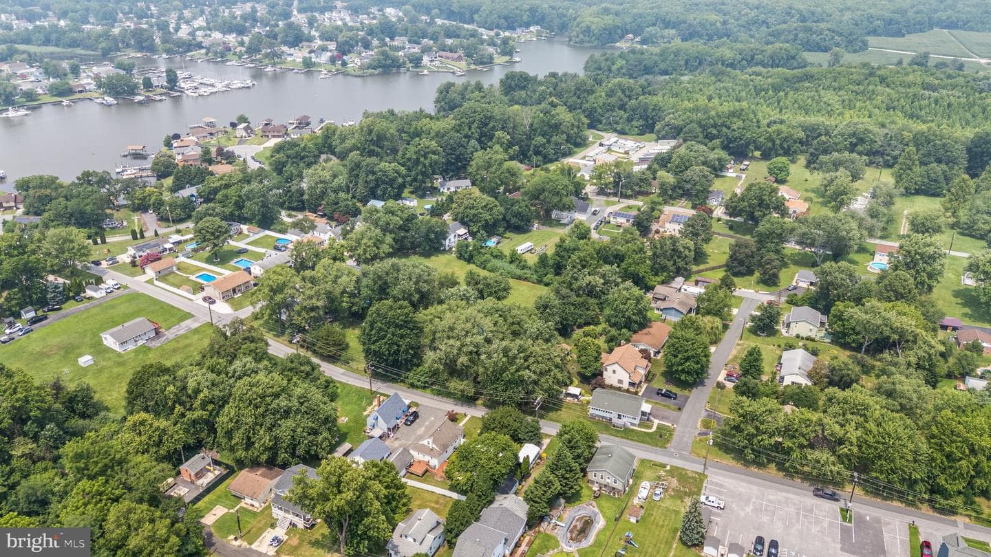 8011 Shore Road photo 37