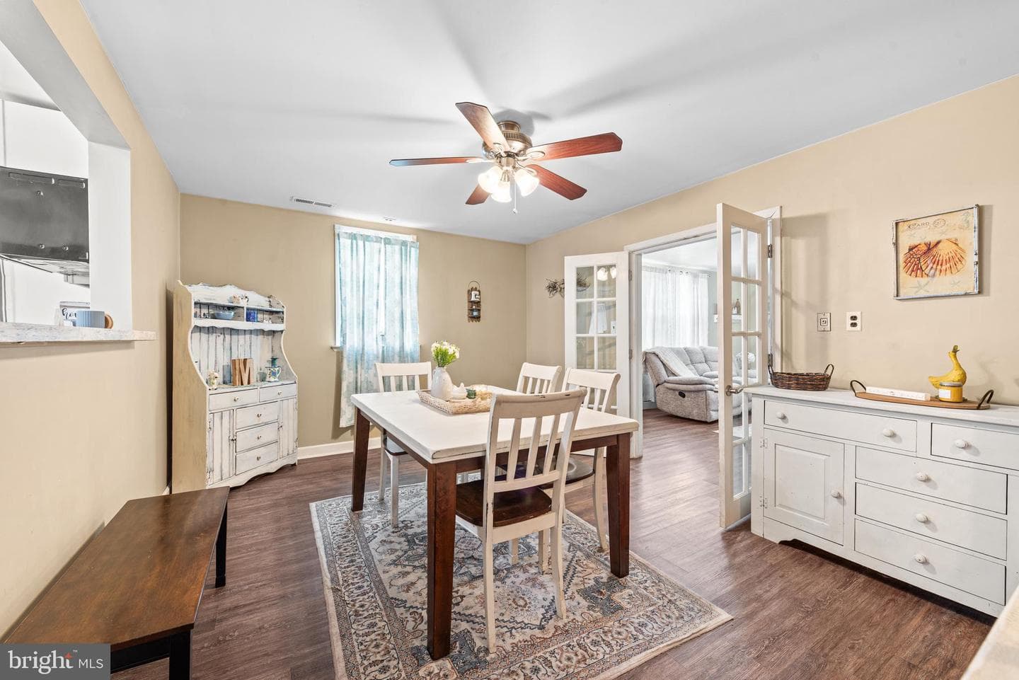 8011 Shore Road photo 9