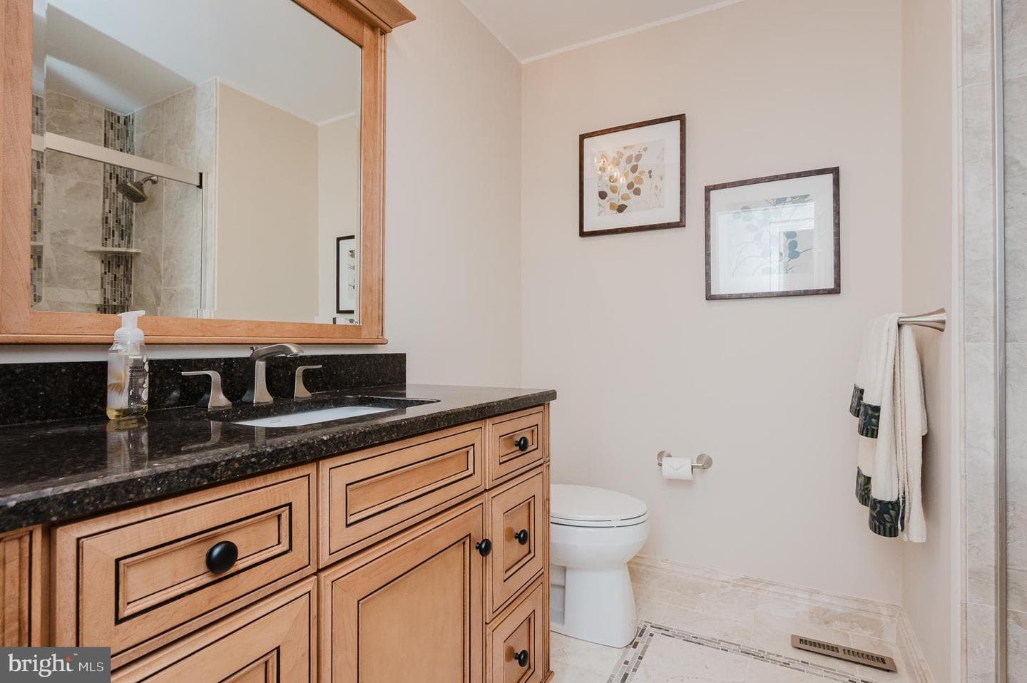1421 Autumn Leaf Road photo 20