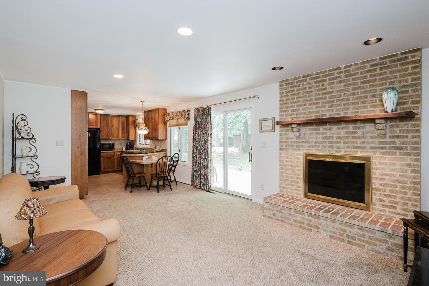 1421 Autumn Leaf Road photo 9