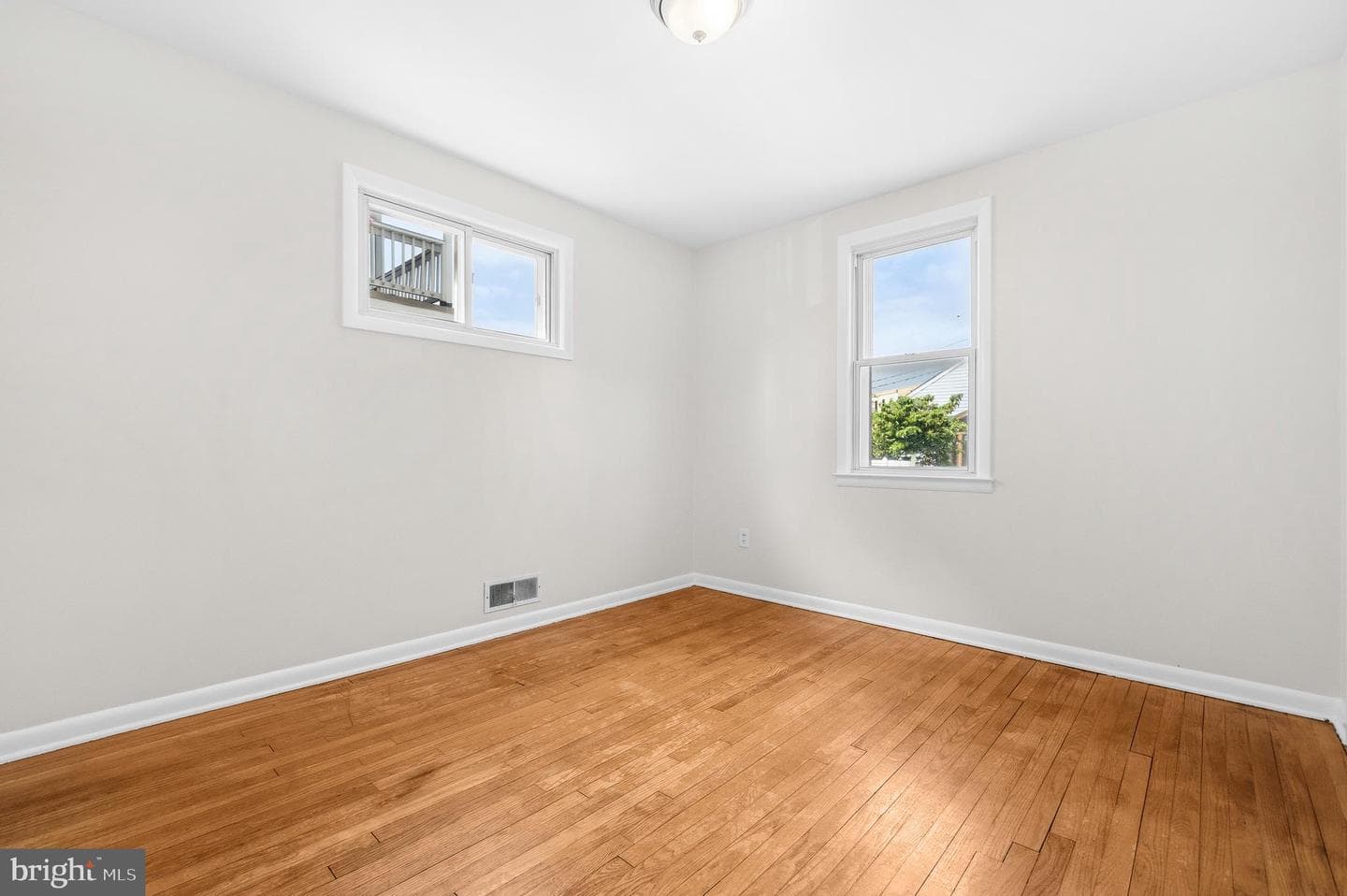 3016 5th Avenue photo 20