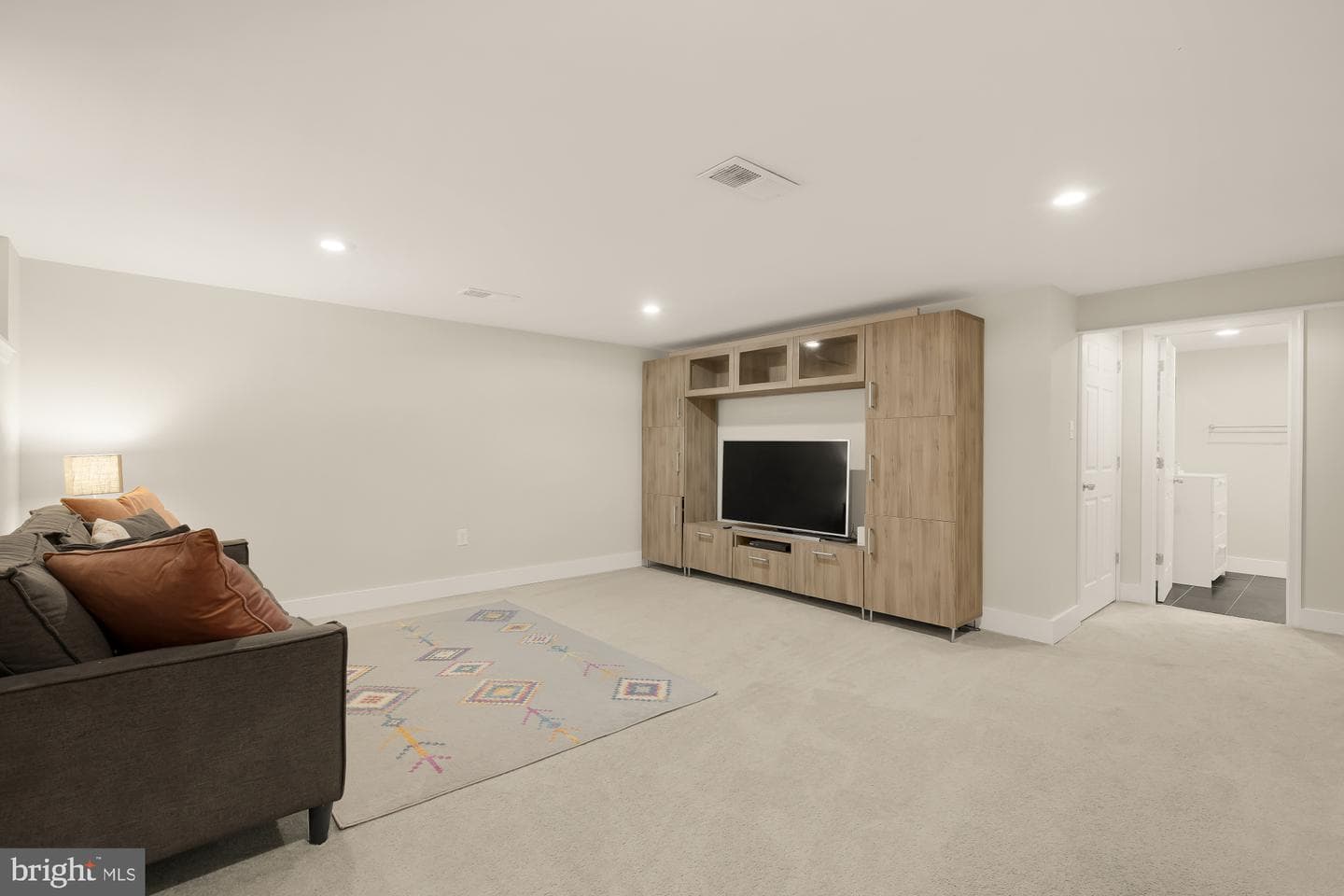 338 Whitfield Road photo 28