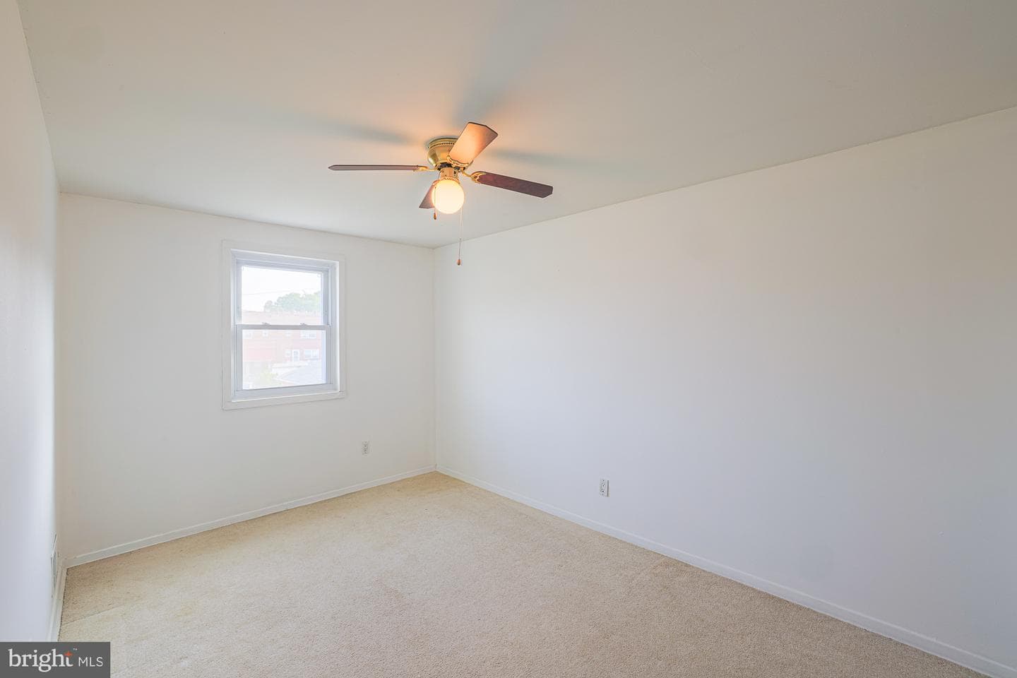 1021 Foxchase Lane photo 25