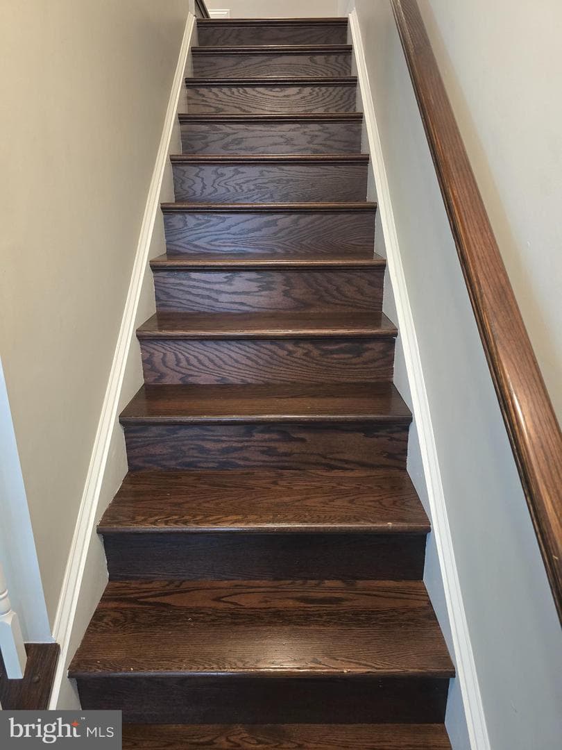 35 Meridian Lane photo 13