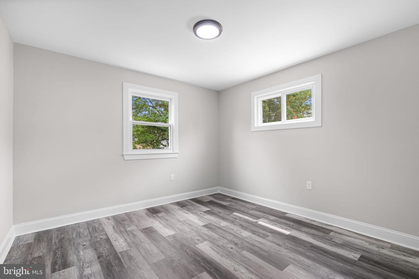 4603 Kenwood Avenue photo 11