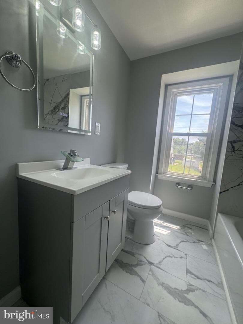 5626 Whitby Road photo 20