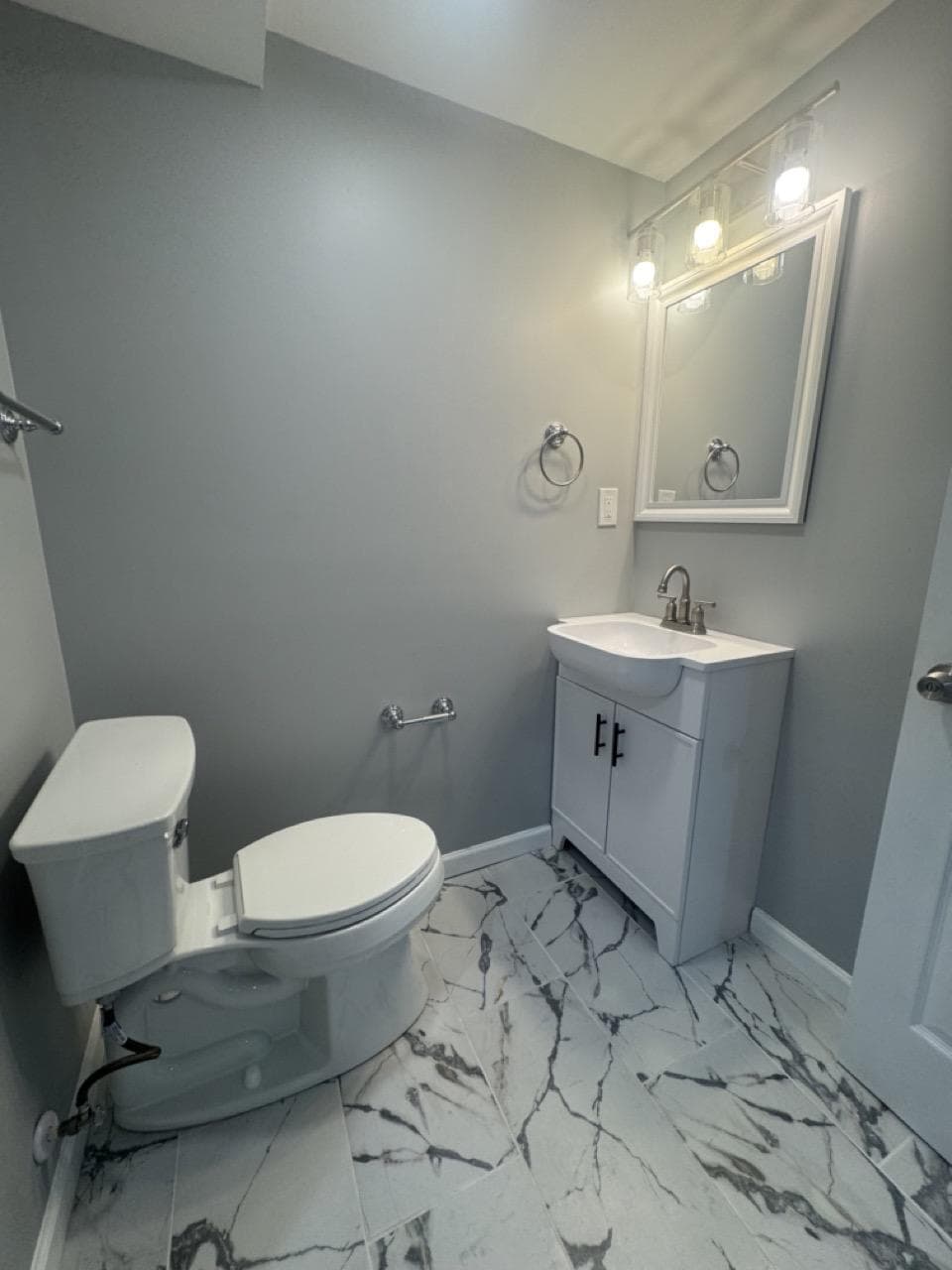 5626 Whitby Road photo 29
