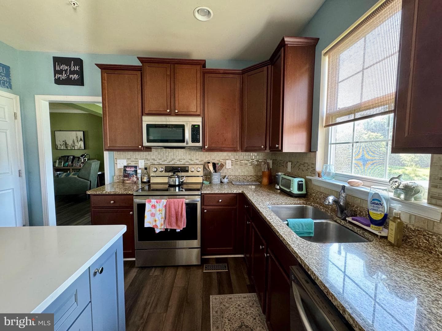 220 Fountain Lane photo 4