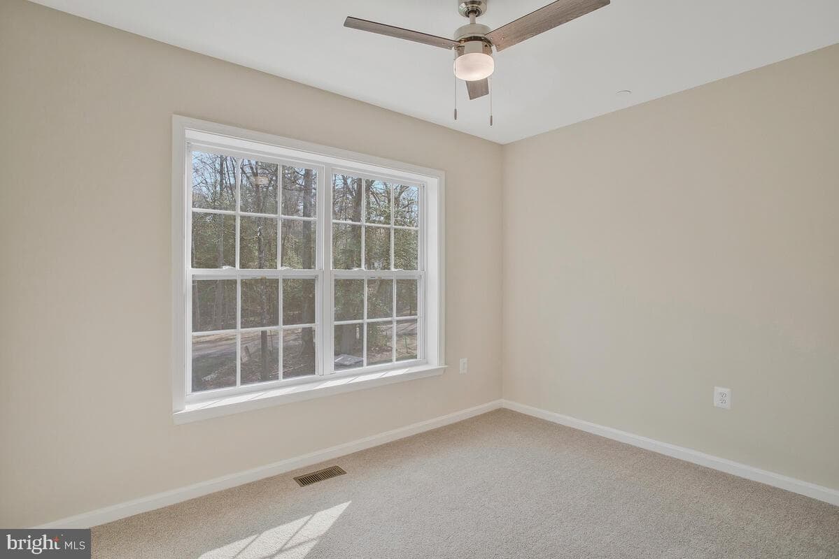 1160 Golden West Way photo 16