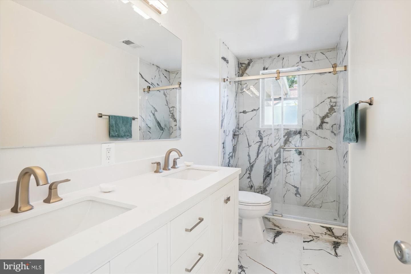3143 Calvert Boulevard photo 28