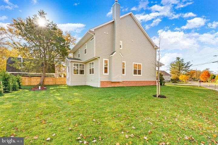 890 Alameda Drive photo 4