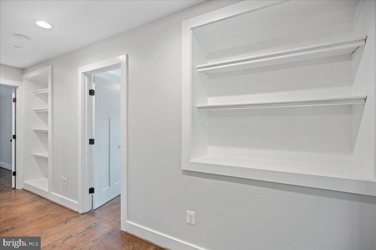 206 Point Lane photo 32