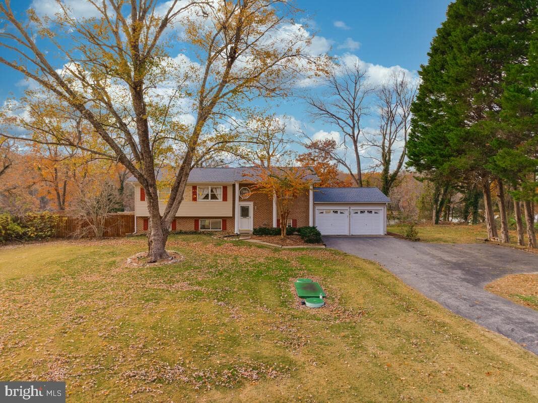 3925 Shamrock Court photo 56