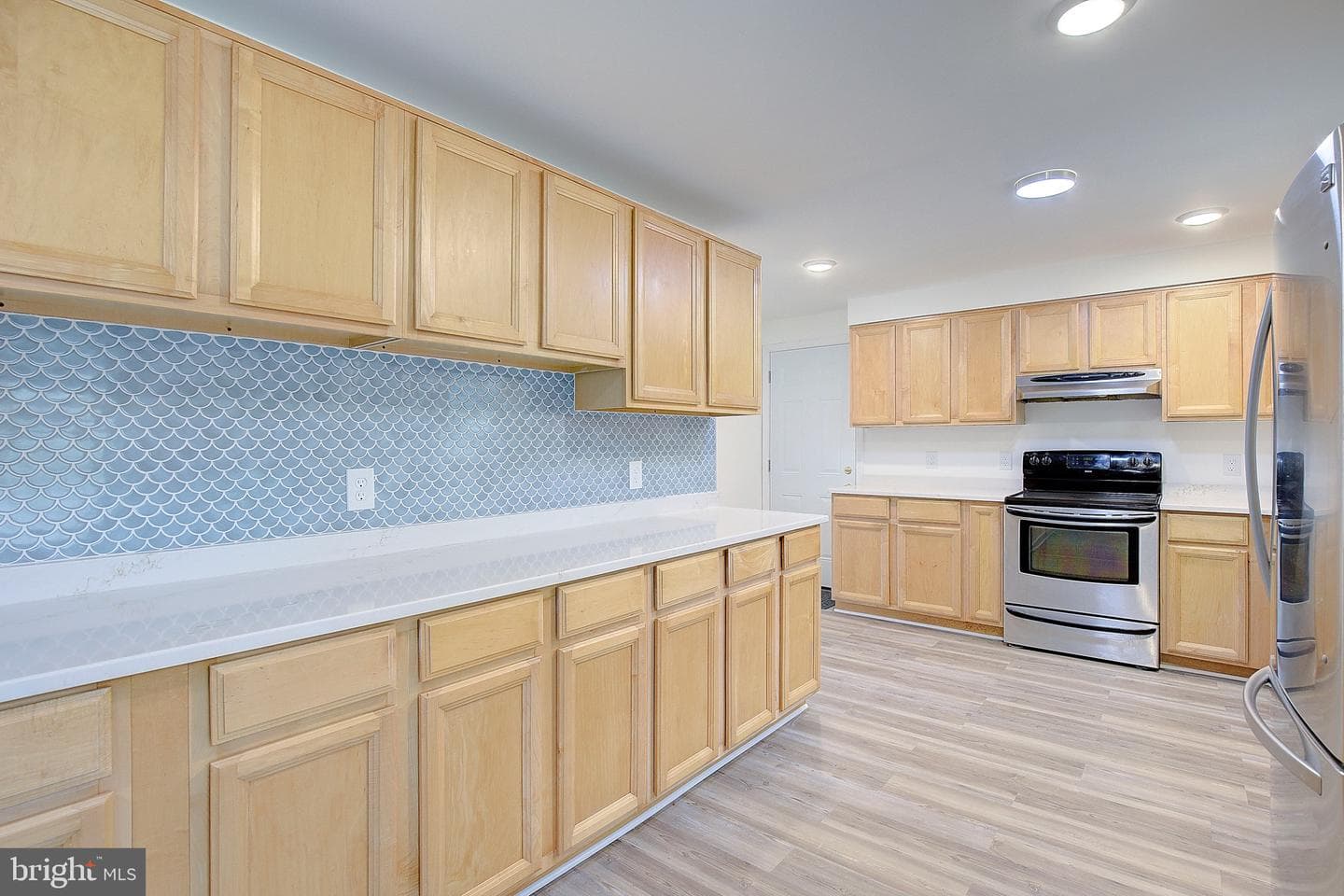 3402 Hillside Place photo 5