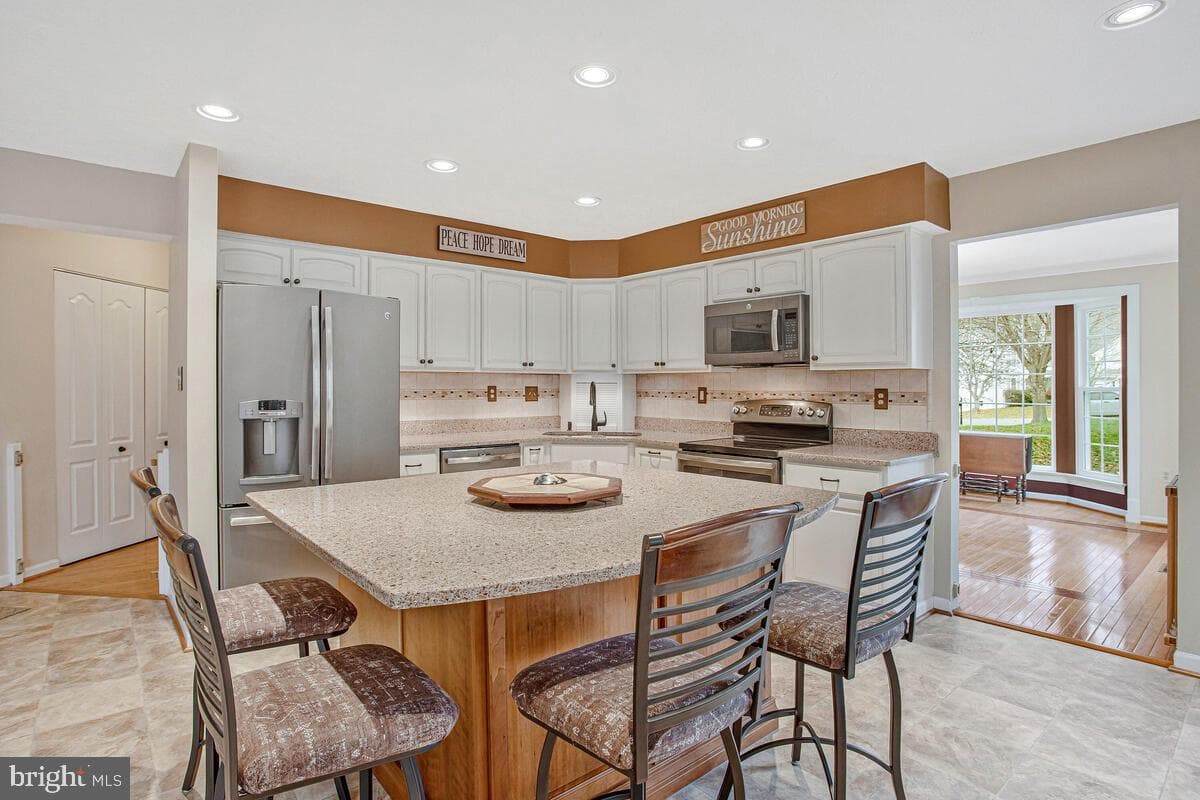 2425 Woodland Court photo 12