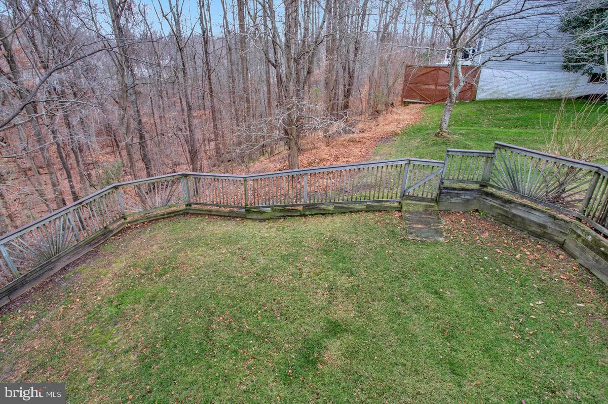 2425 Woodland Court photo 32