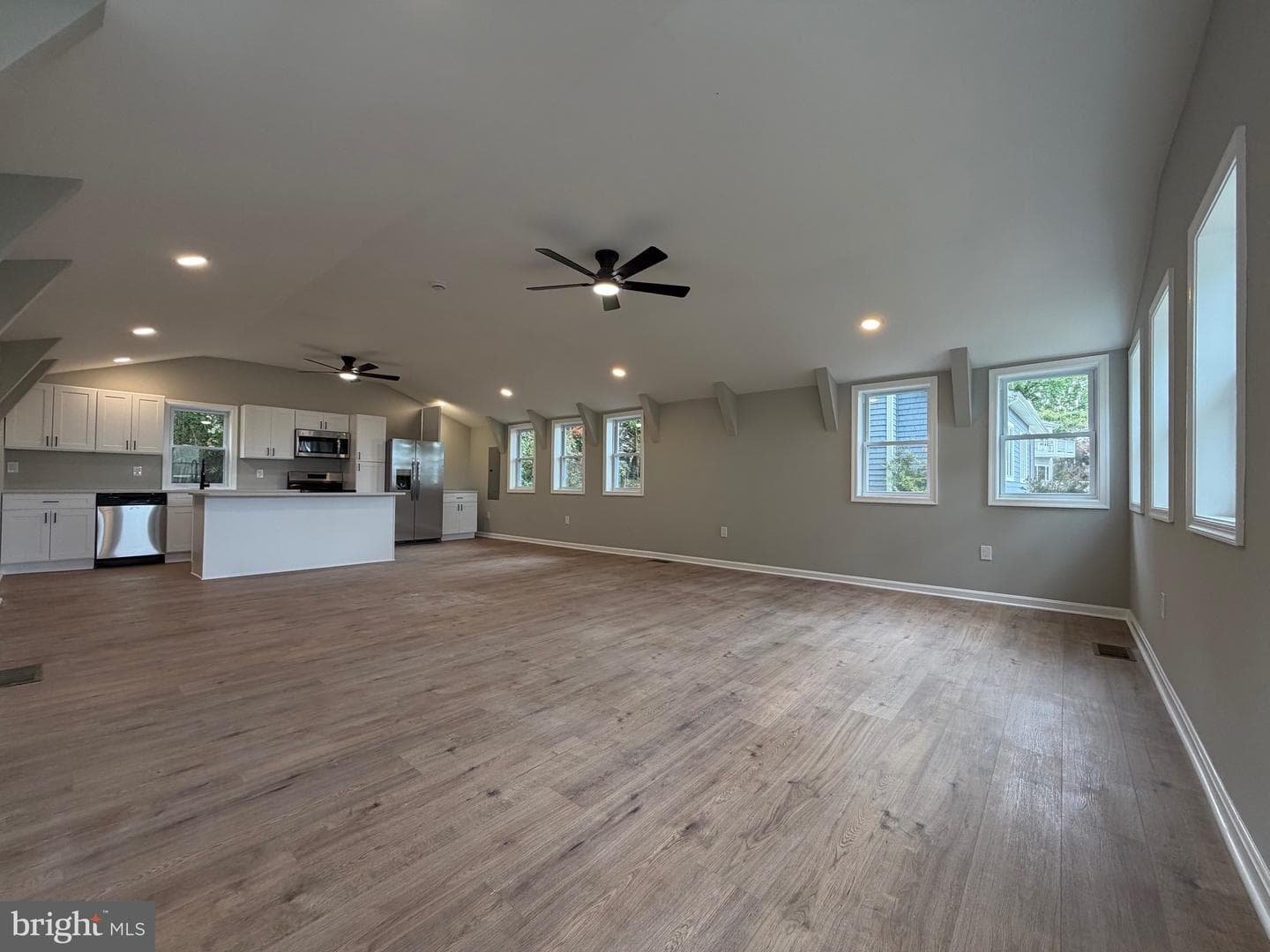 6045 Bayview Road photo 13