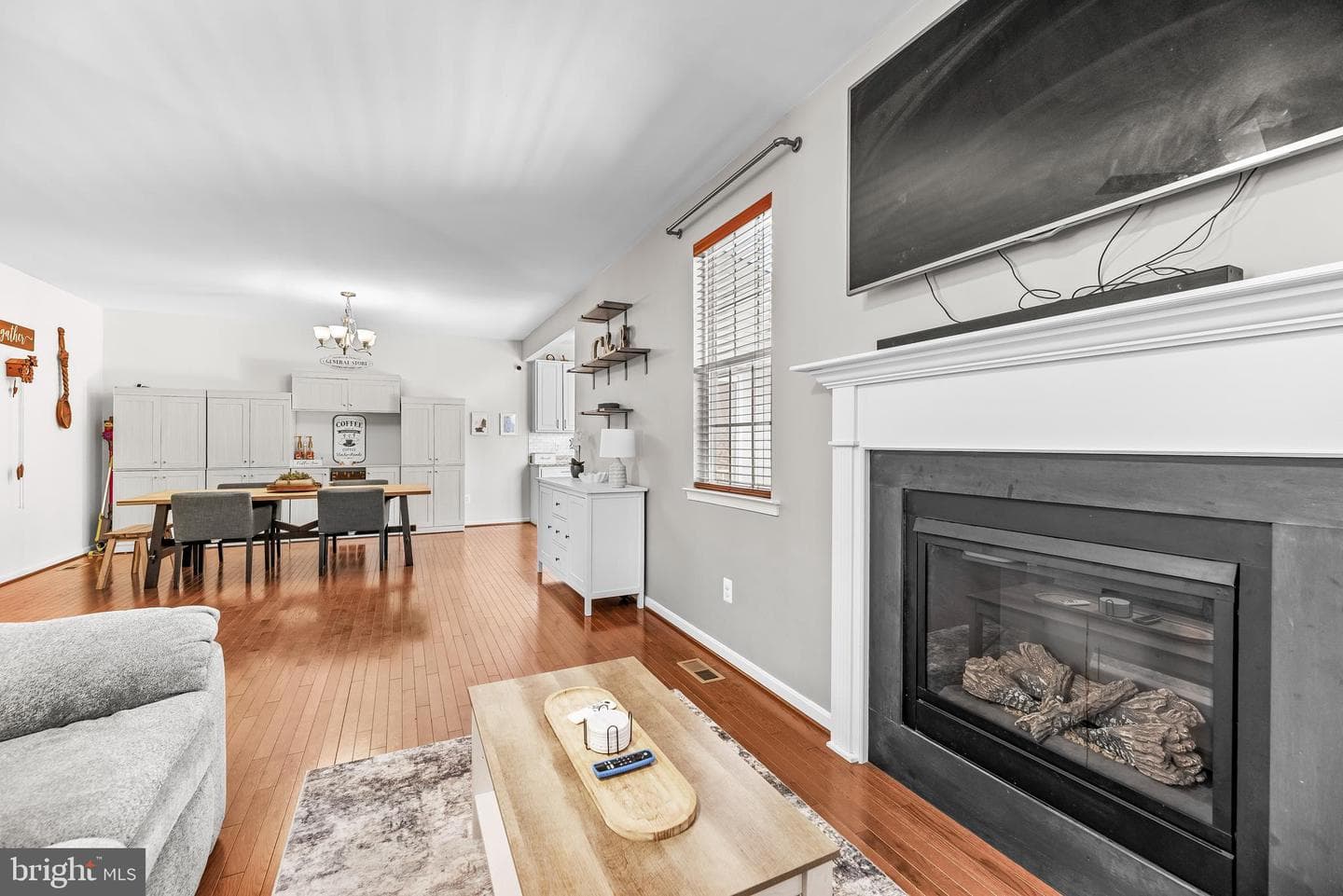 392 Whirlaway Drive photo 6