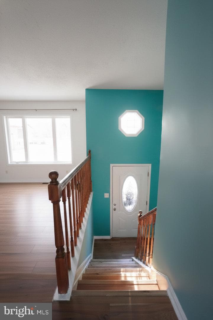 178 Thunderbird Drive photo 3
