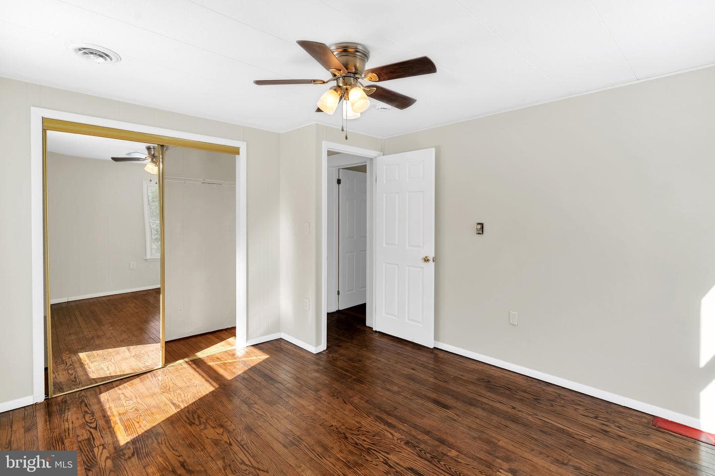 1150 Calvert Beach Road photo 23