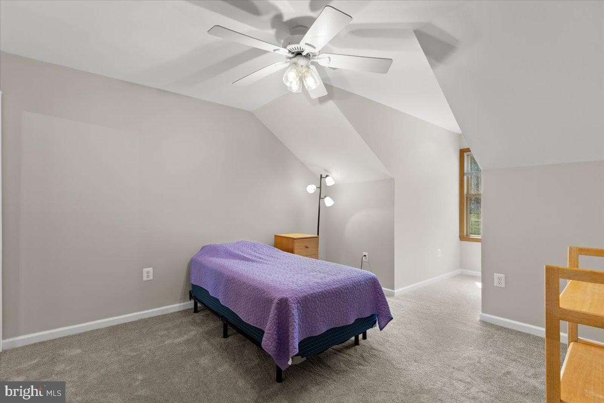 9345 Baker Street photo 53