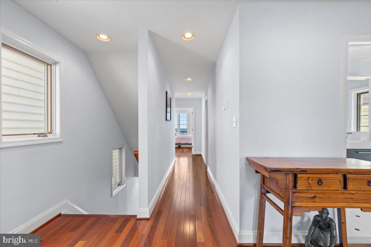9230 Atlantic Avenue photo 35