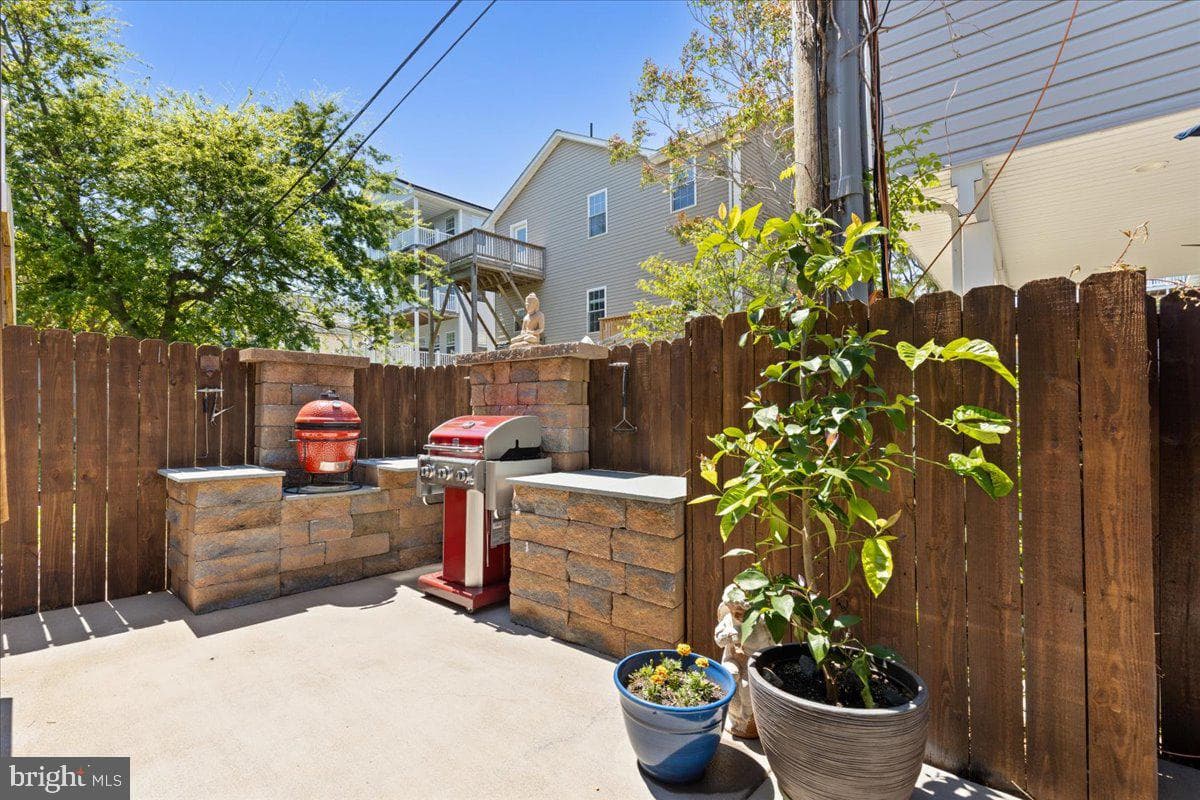 9230 Atlantic Avenue photo 67