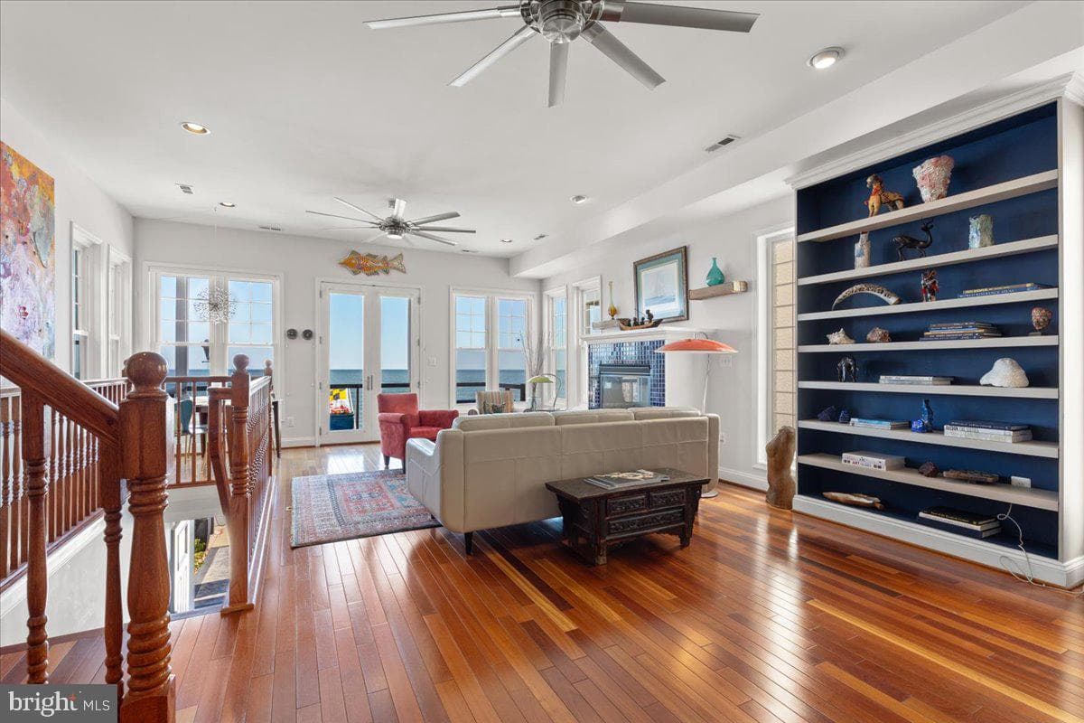 9230 Atlantic Avenue photo 9