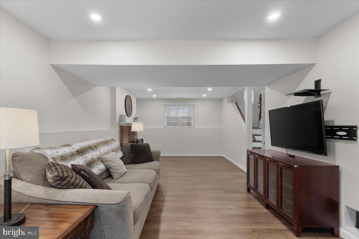 4100 Cassell Boulevard photo 22