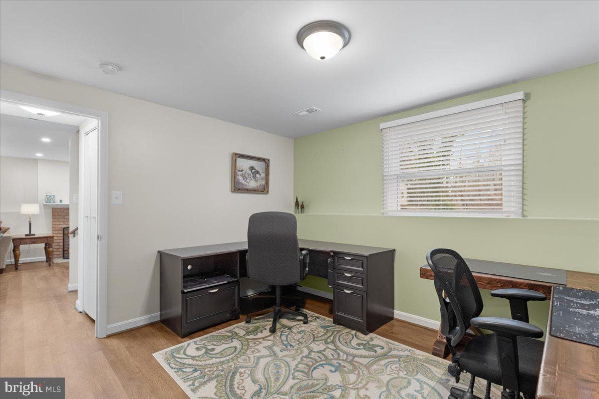 4100 Cassell Boulevard photo 25