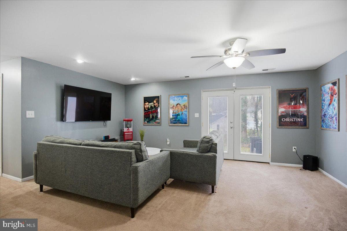 715 Willow Road photo 28