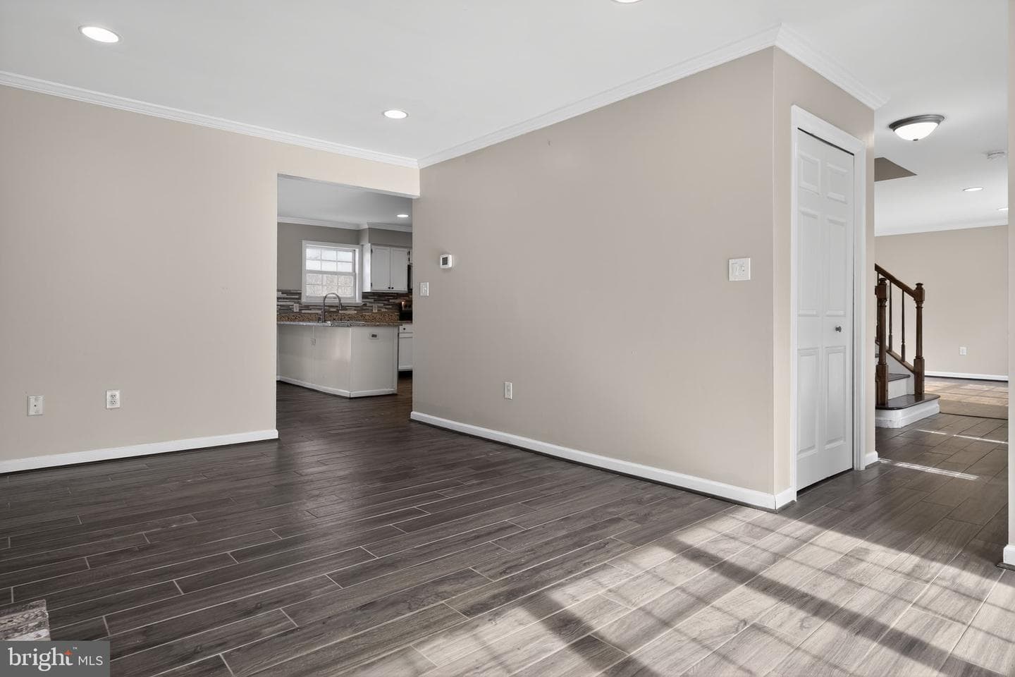 481 Saddle Court photo 22