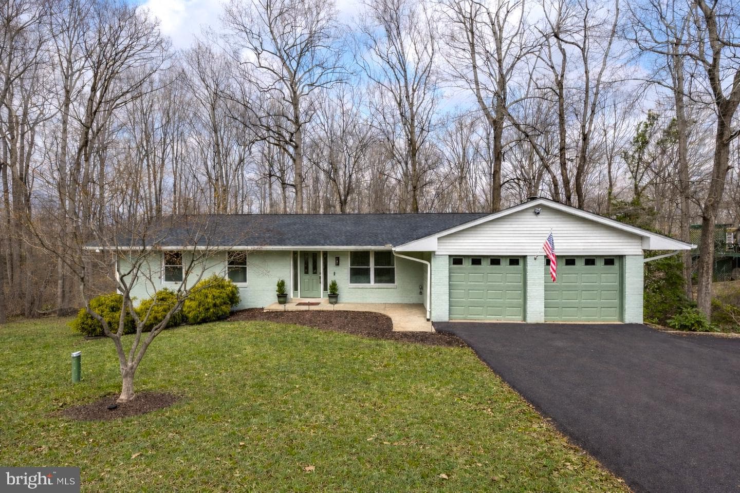 2601 Winesap Court