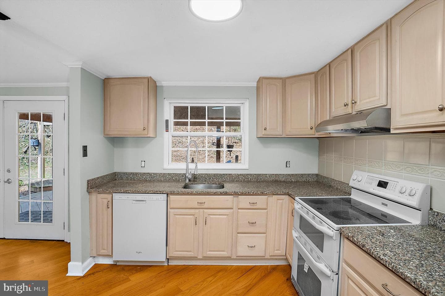 4358 Flora Avenue photo 18