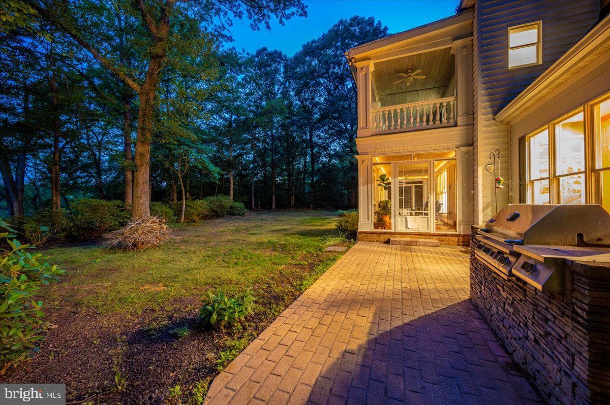 12124 Palisades Drive photo 47