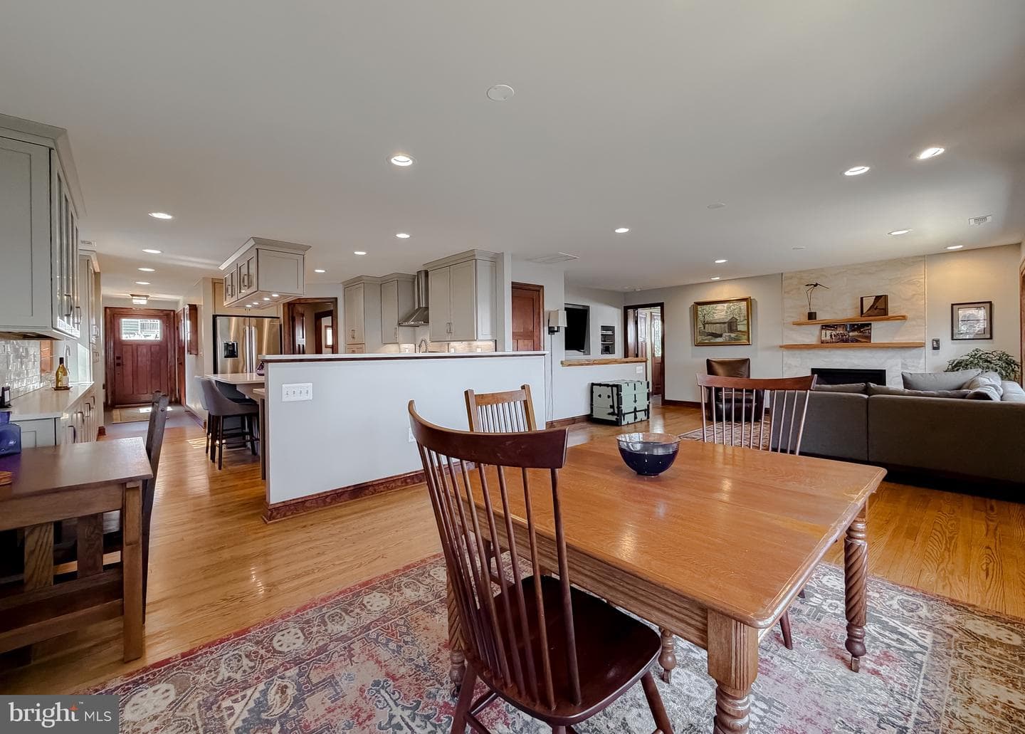 1586 Laurel Road photo 21