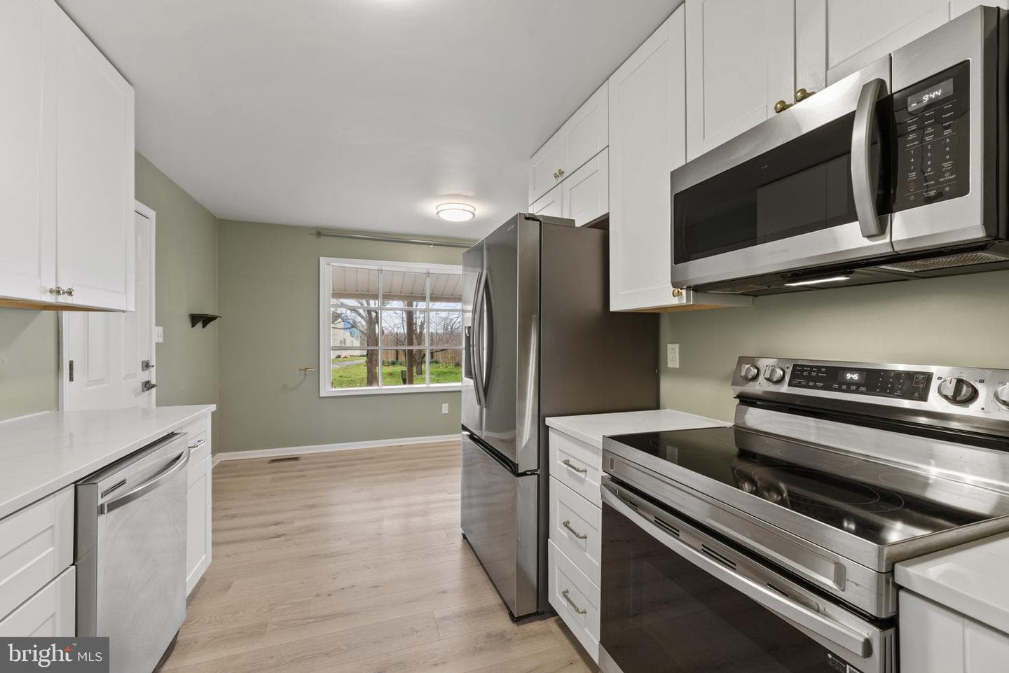 9947 Boyds Turn Road photo 7