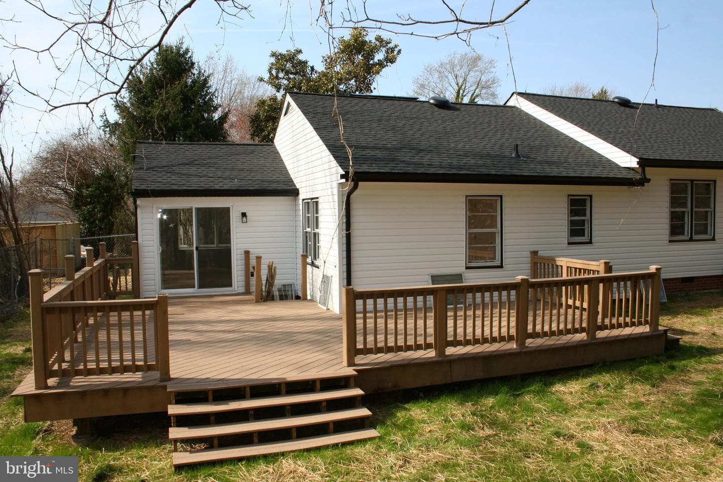 105 Calvert Towne Road photo 3