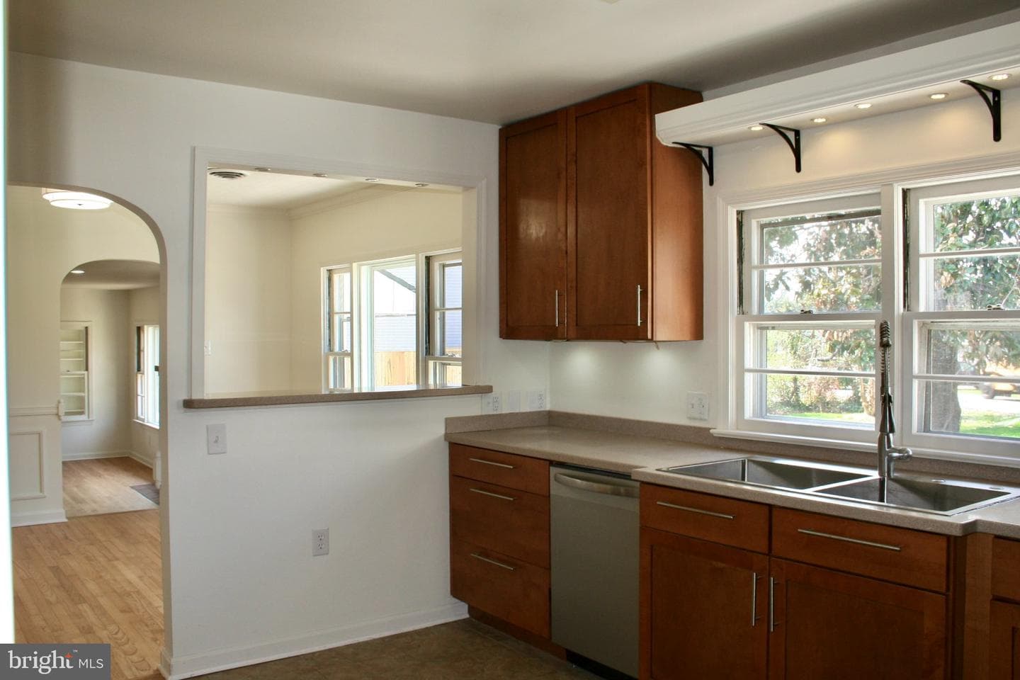 105 Calvert Towne Road photo 8