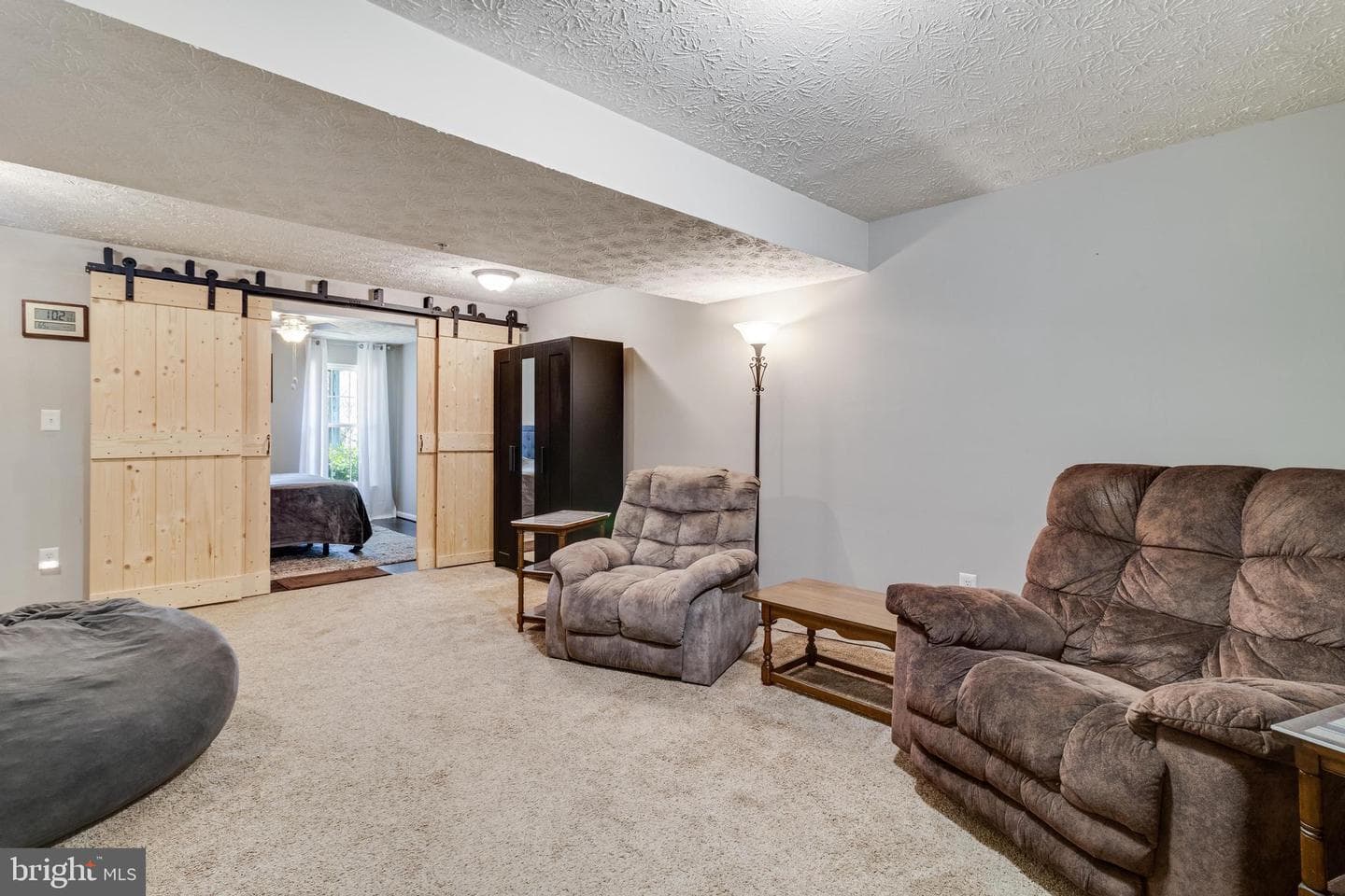 2401 Green Leaf Terrace photo 31