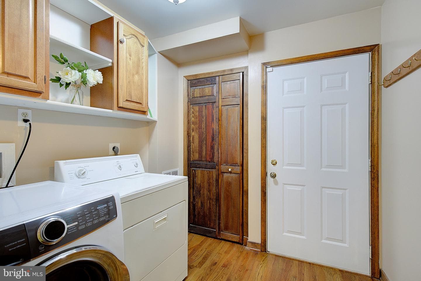 1050 Fowler Road photo 27