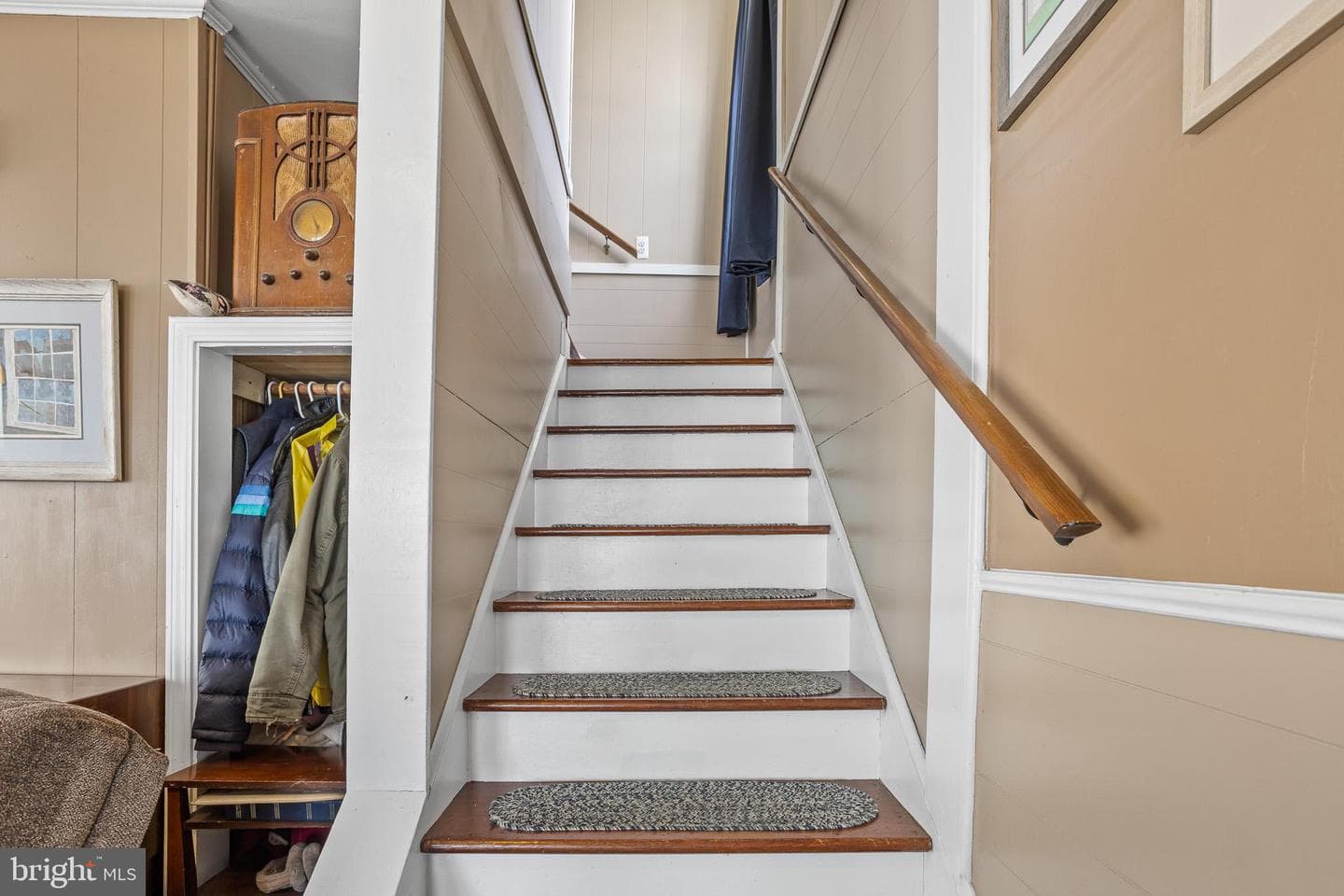8223 C Street photo 26
