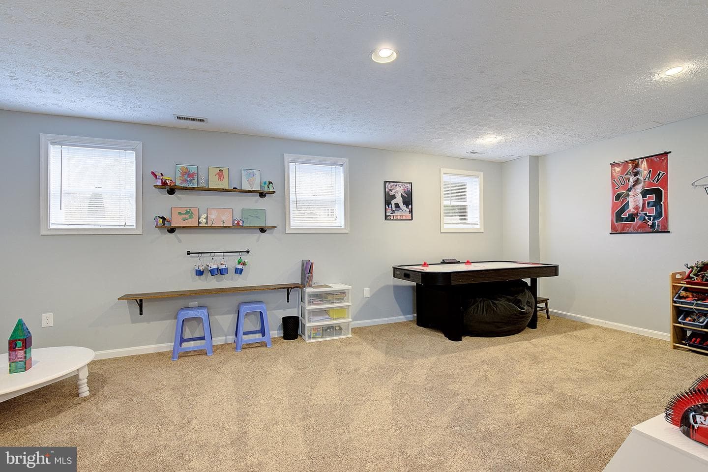 2819 Glasgow Way photo 28