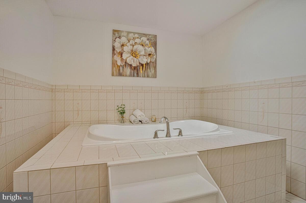 4200 Henry Court photo 31