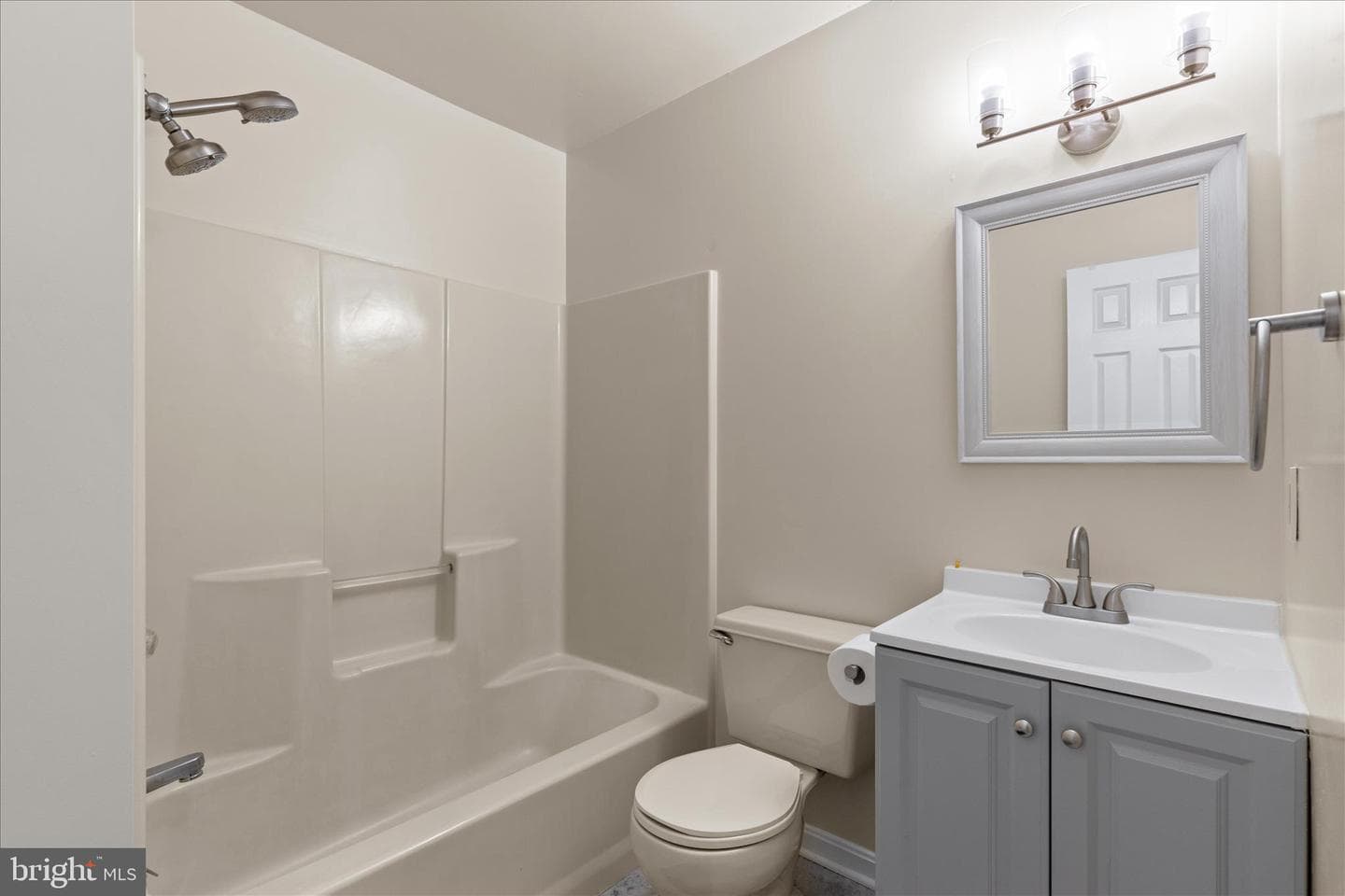 4111 Pinewood Terrace photo 23