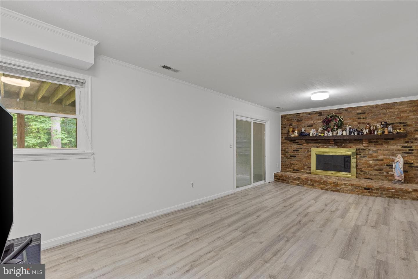 4111 Pinewood Terrace photo 25