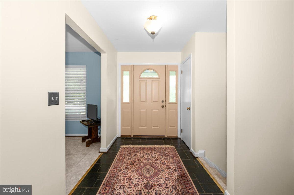 2614 Apple Way photo 3