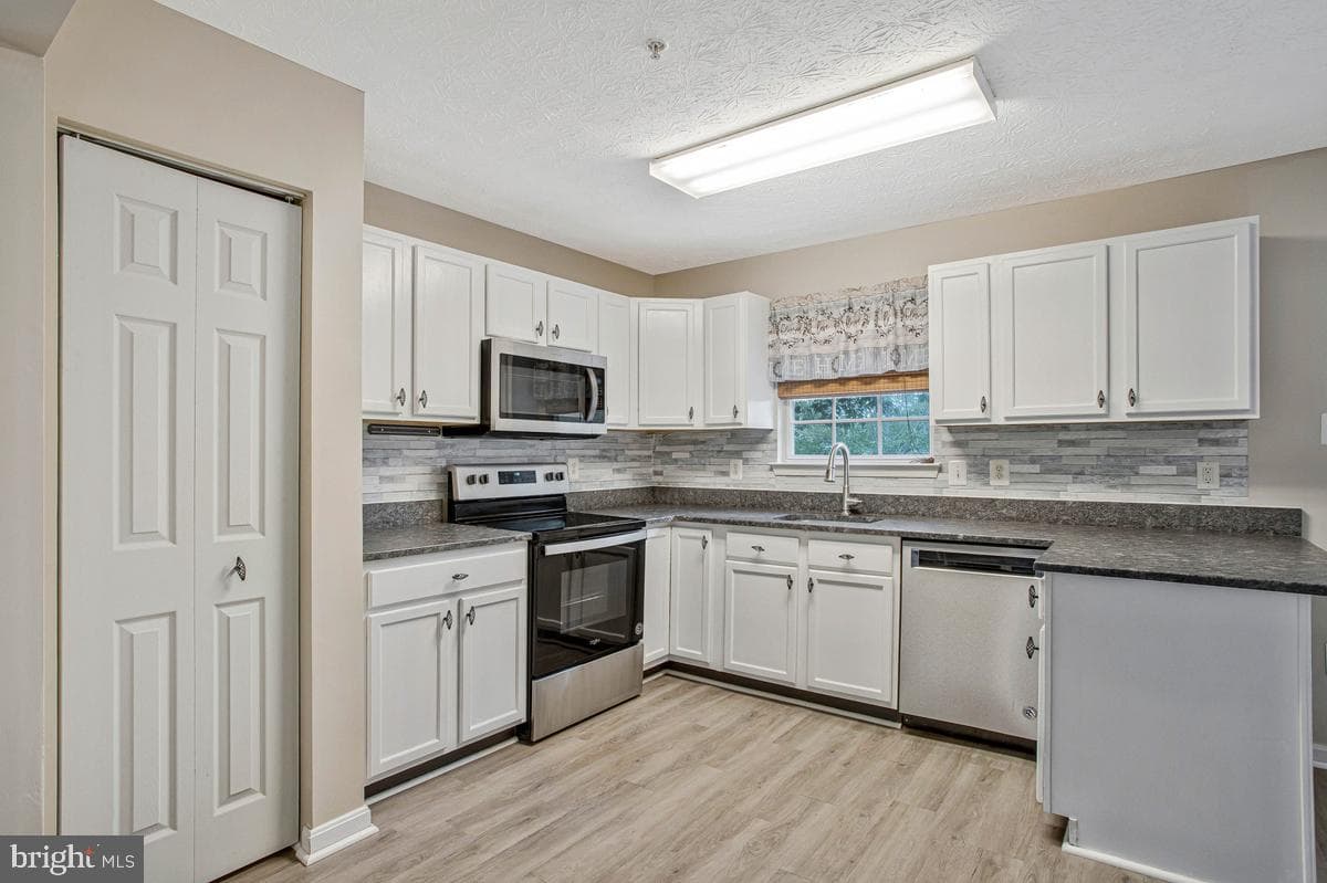 8199 Woodland Lane photo 8