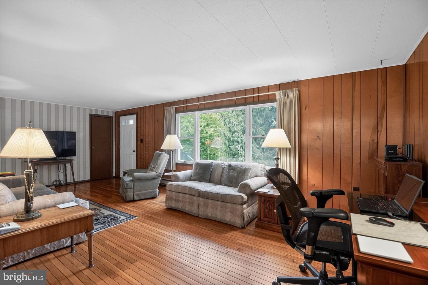 6070 Hill Road photo 5