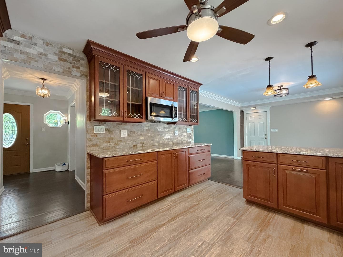 2420 Cecil Lane photo 18